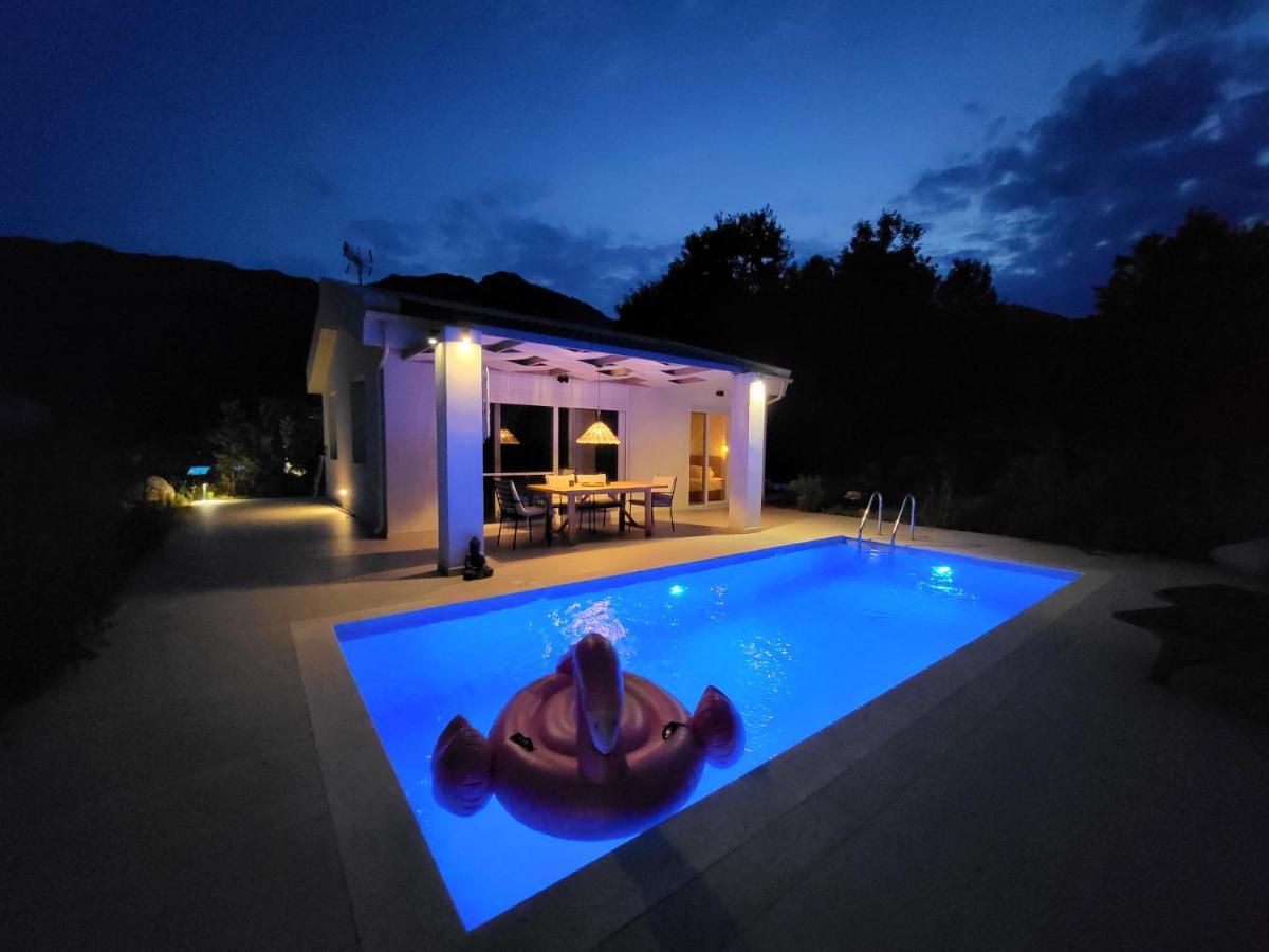 Villa Casa O' - Moderne Mit Grosser Terrasse Und Privatem Swimmingpool
